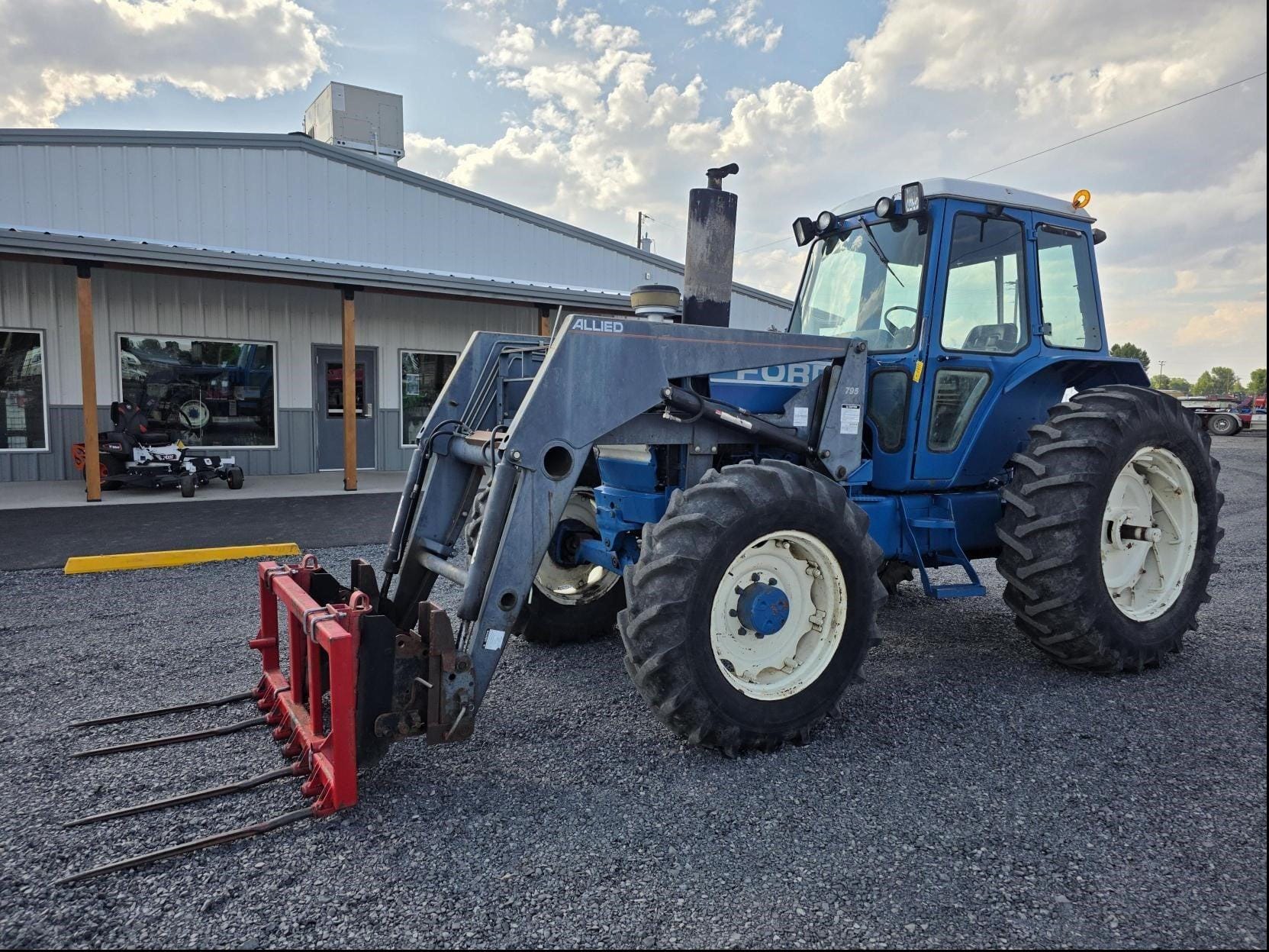 1984 Ford TW-5 Equipment Image0