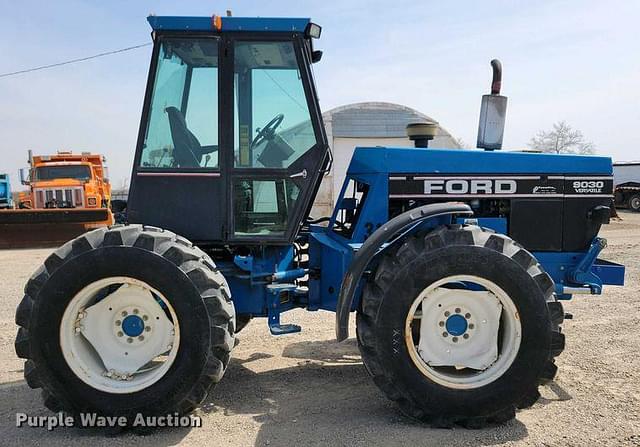 Image of Versatile 9030 equipment image 3