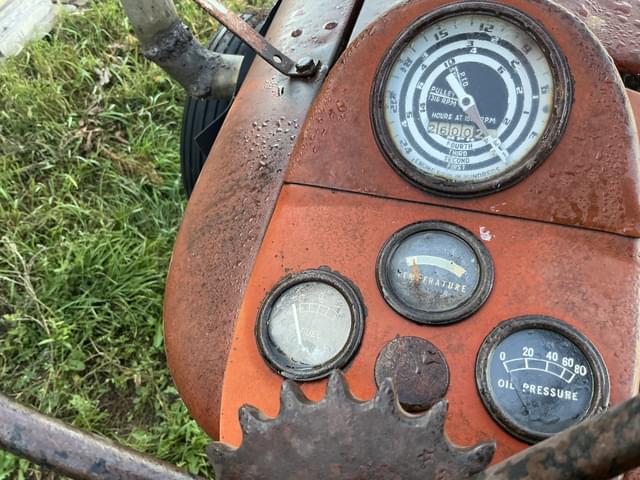 Image of Ford 641 equipment image 2