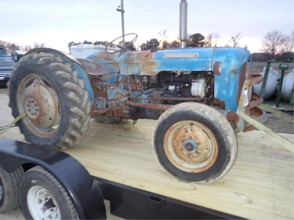 Image of Fordson Dexta Primary image