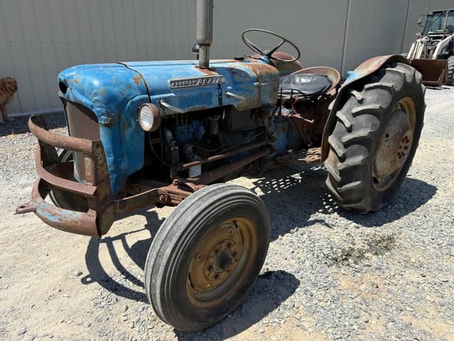 Image of Fordson Dexta equipment image 4