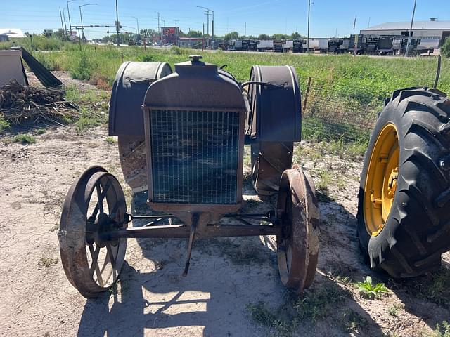 Image of Fordson Fordson F equipment image 3