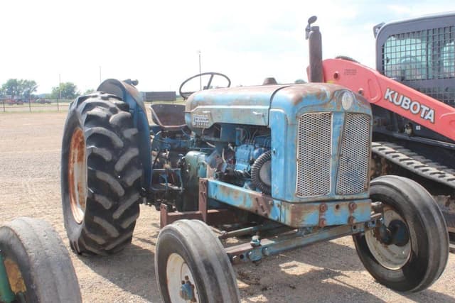 Image of Fordson Major equipment image 3