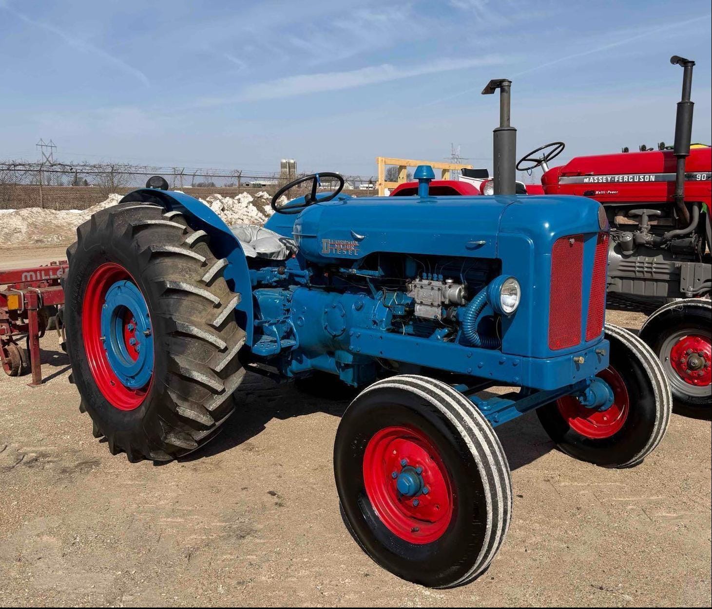 Fordson Major Equipment Image0