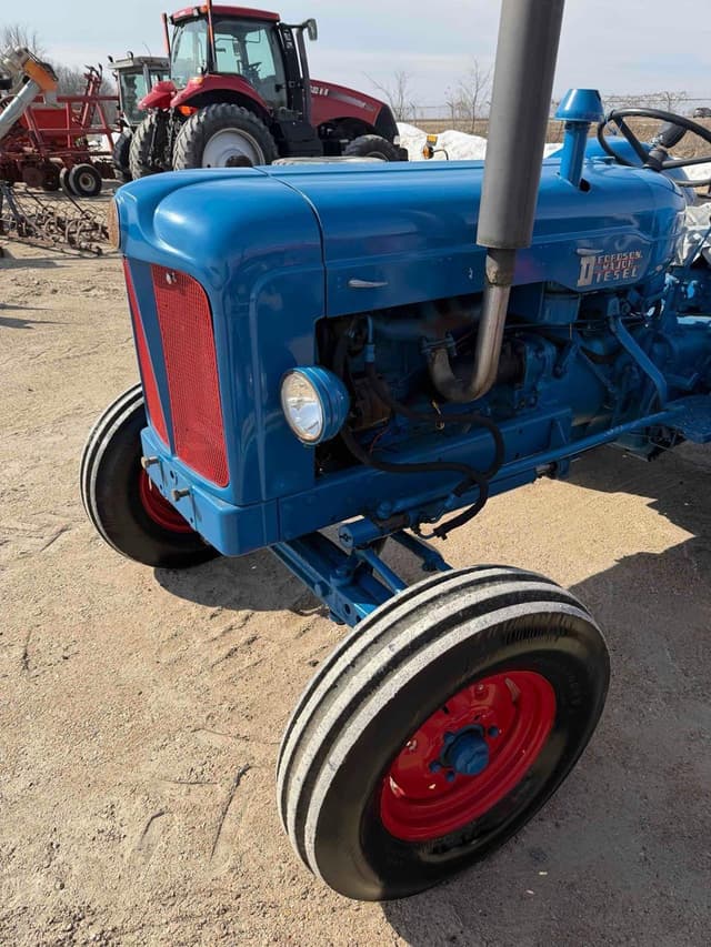 Image of Fordson Major equipment image 3
