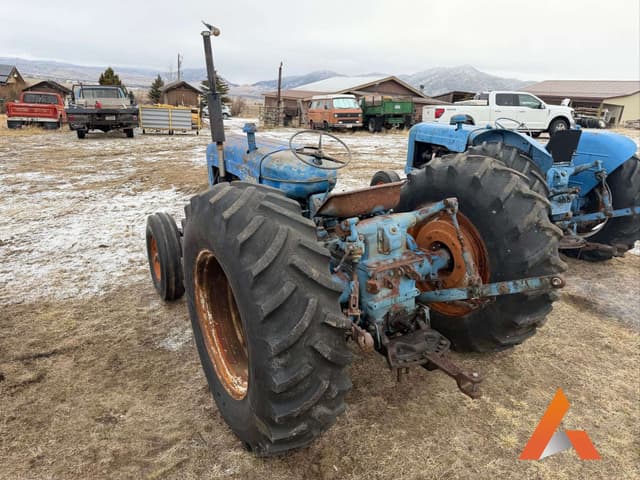 Image of Fordson Major equipment image 2