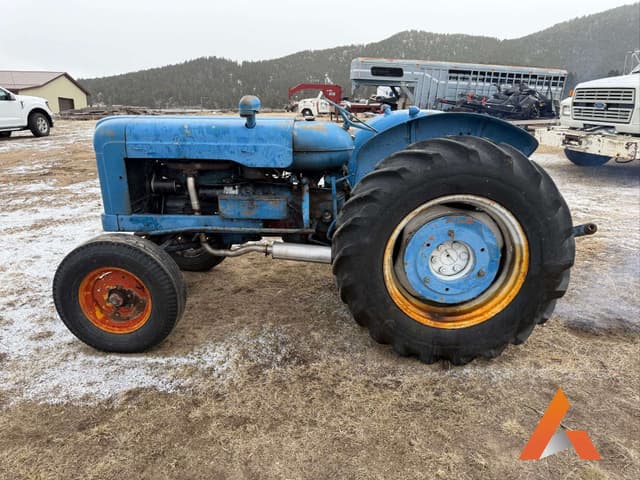 Image of Fordson Major equipment image 1