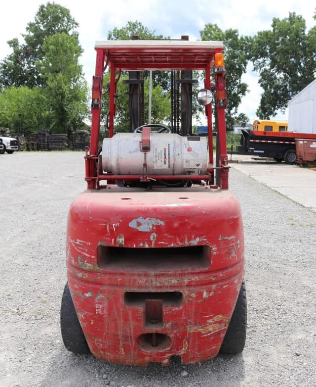 Image of Tailift FG35P equipment image 2