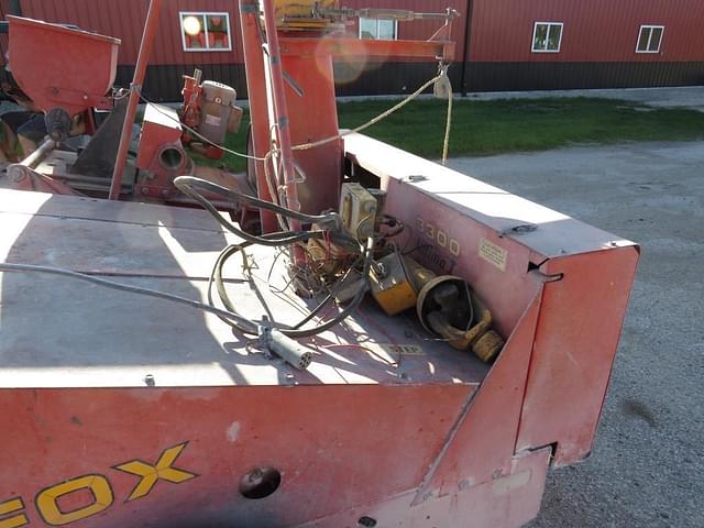 Image of Fox 3300 equipment image 4