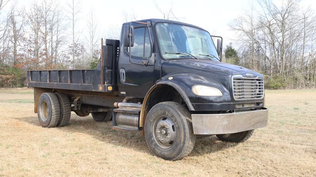 Image of Freightliner Business Class M2 equipment image 4