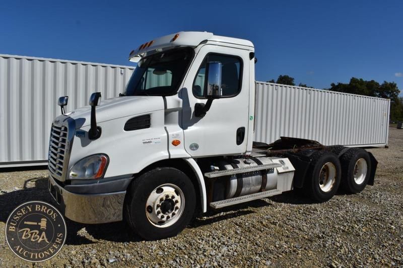 Freightliner Cascadia Equipment Image0