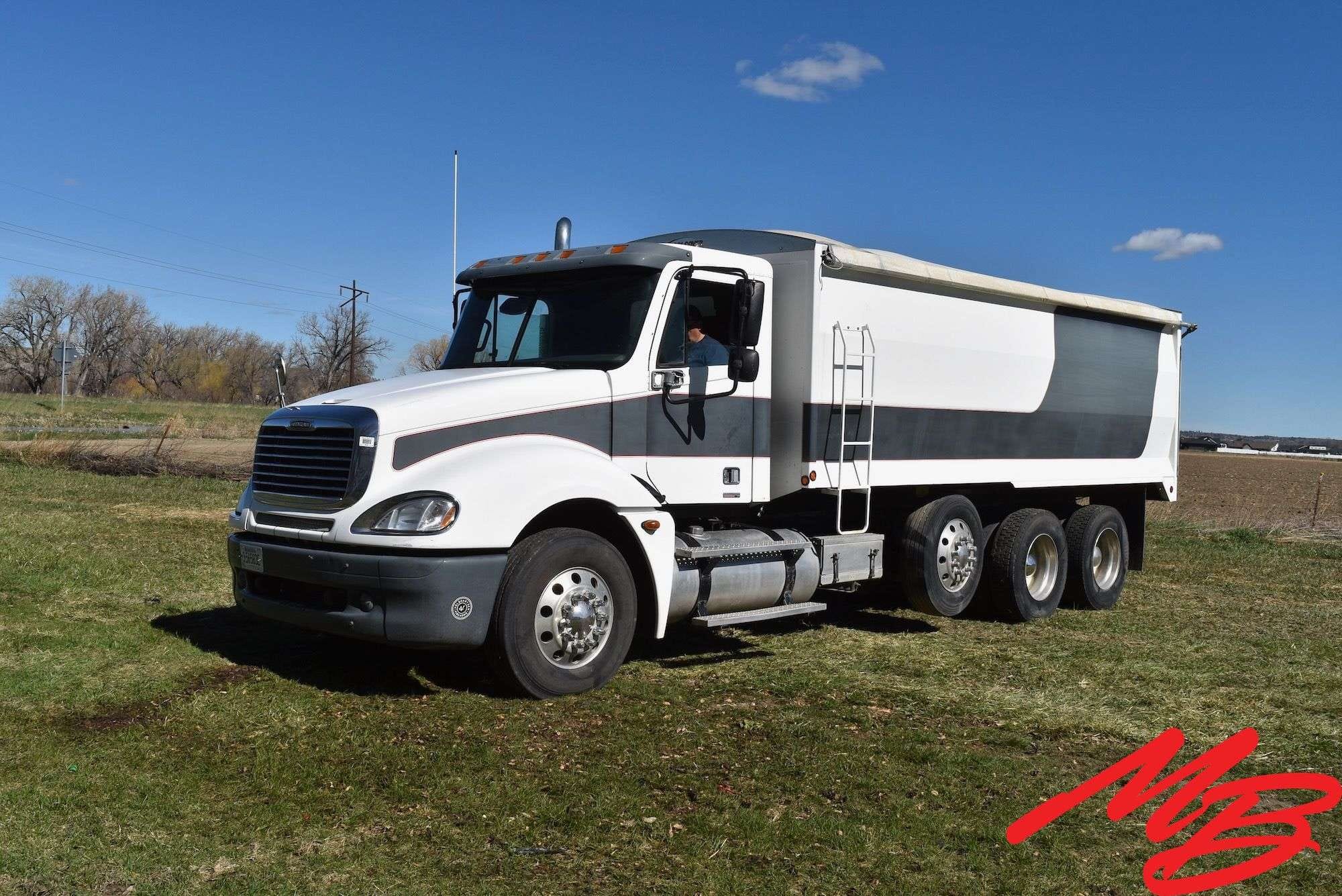 Freightliner Columbia Equipment Image0