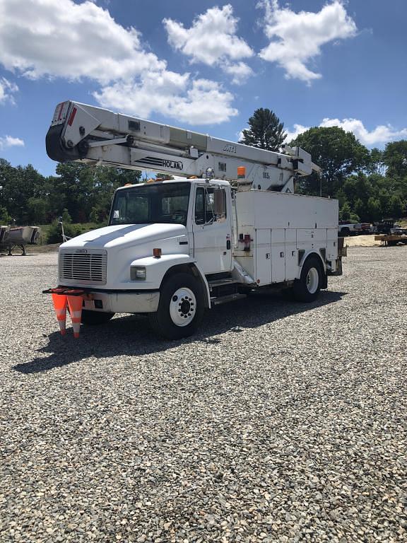 Image of Freightliner FL70 equipment image 2