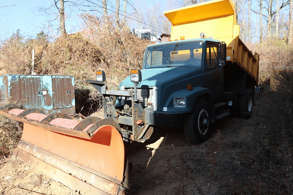 Image of Freightliner FL70 Primary image