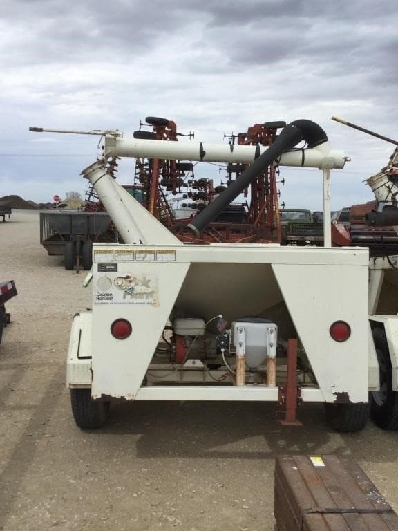 Image of Friesen Seed Titan 2 equipment image 2