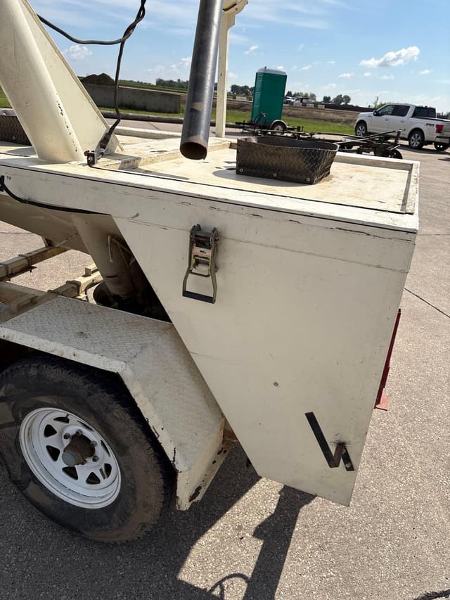 Image of Friesen Seed Titan equipment image 4