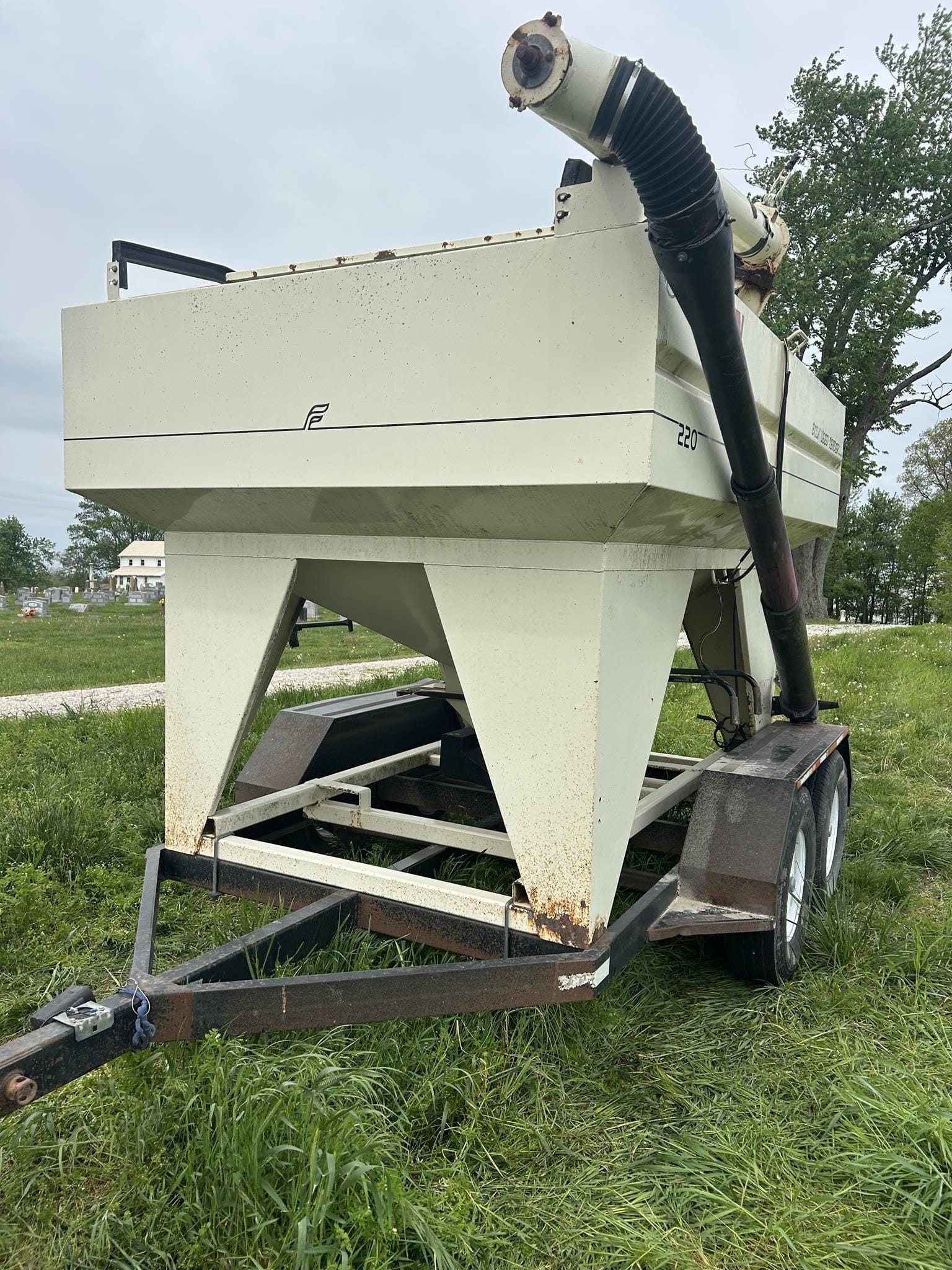 Friesen 220 Equipment Image0