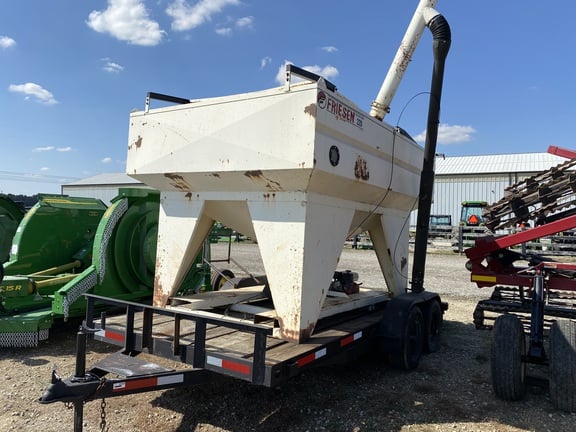 SOLD - Friesen 220 Stock No. A0011096 Planting | Tractor Zoom
