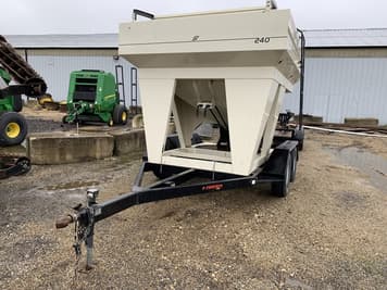 Main image Friesen 240