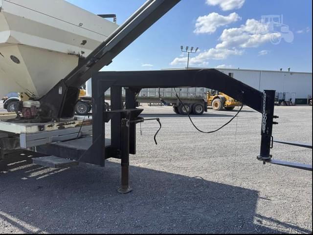 Image of Friesen 240 equipment image 3