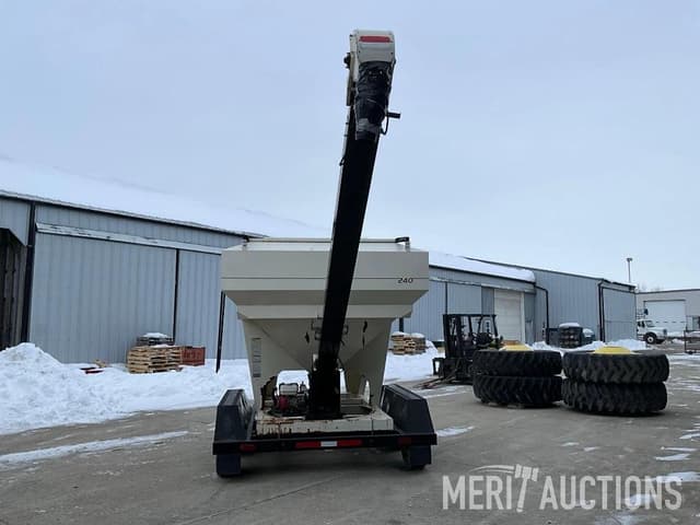 Image of Friesen 240 equipment image 3