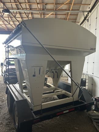 Image of Friesen 240RT equipment image 3