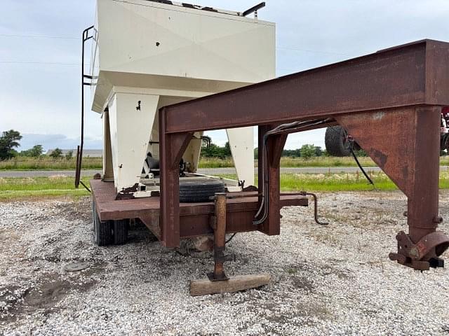 Image of Friesen 330 equipment image 3