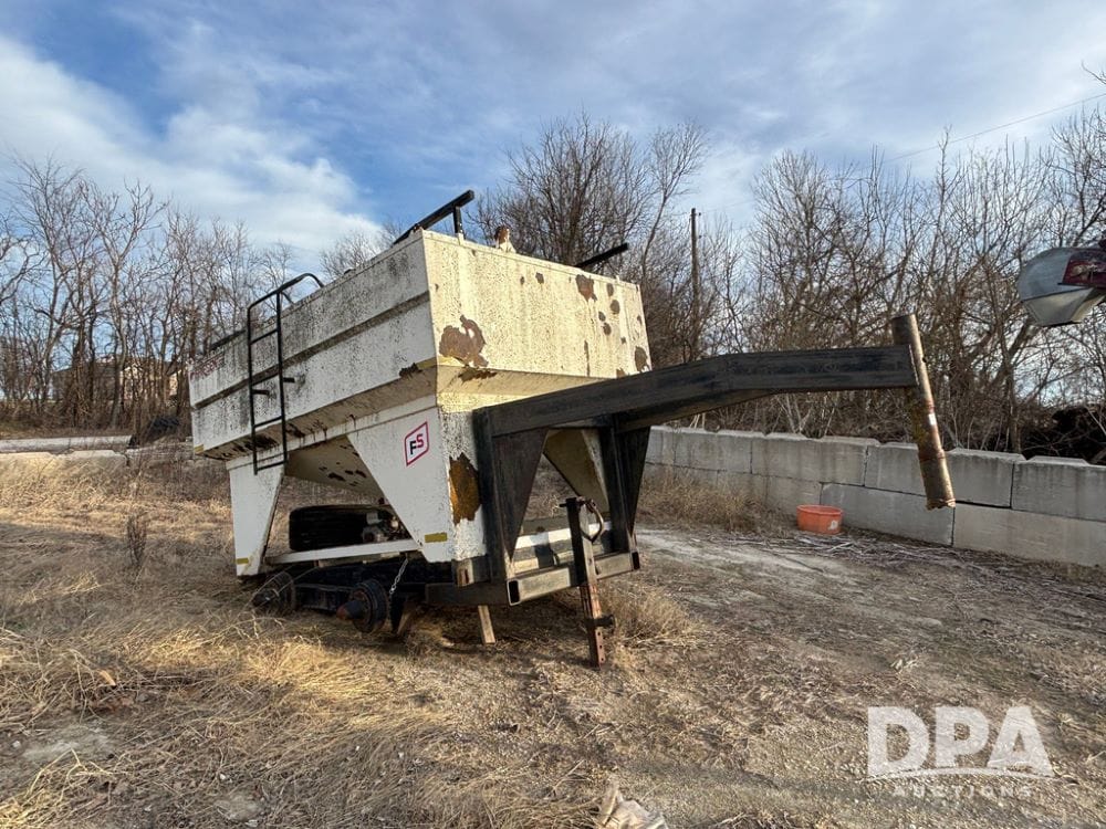 Friesen 330 Equipment Image0