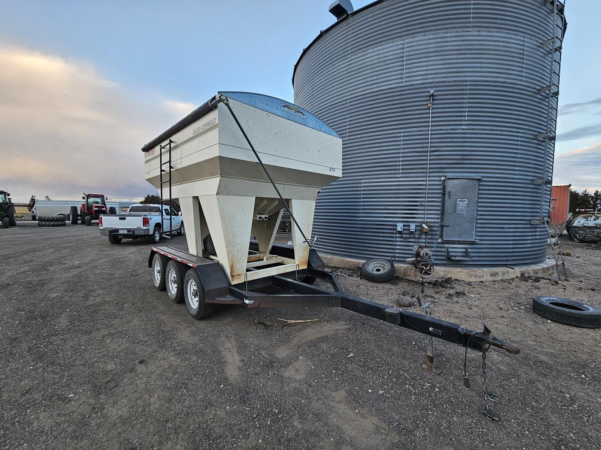 Friesen 375 Equipment Image0