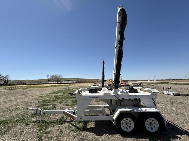 Image of Friesen Seed Titan 2 equipment image 2