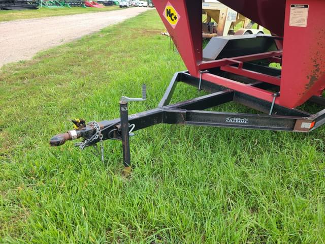 Image of Friesen Seed Titan equipment image 4