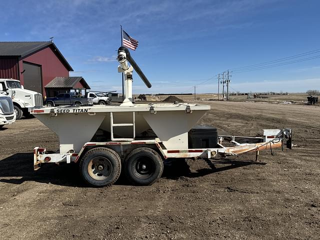 Image of Friesen Seed Titan equipment image 3