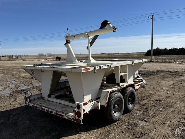 Image of Friesen Seed Titan equipment image 4