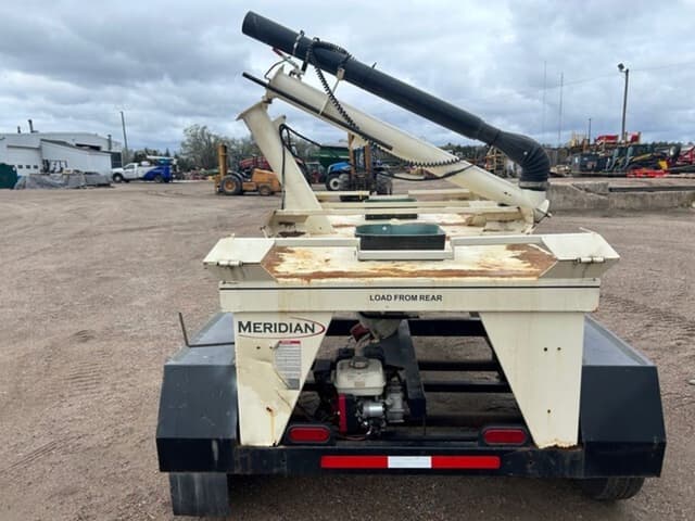 Image of Friesen Seed Titan 2 equipment image 4