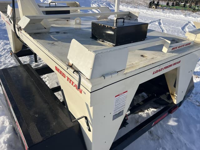 Image of Friesen Seed Titan 2 equipment image 3
