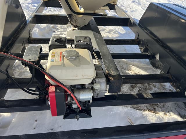 Image of Friesen Seed Titan 2 equipment image 4