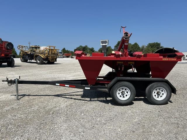 Image of Friesen Seed Titan 4 equipment image 2