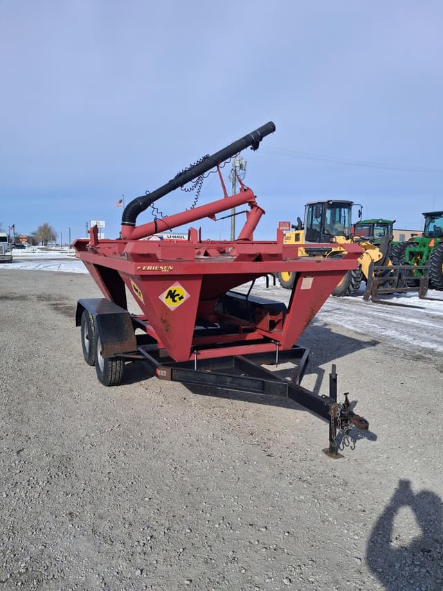Image of Friesen Seed Titan 4 equipment image 4
