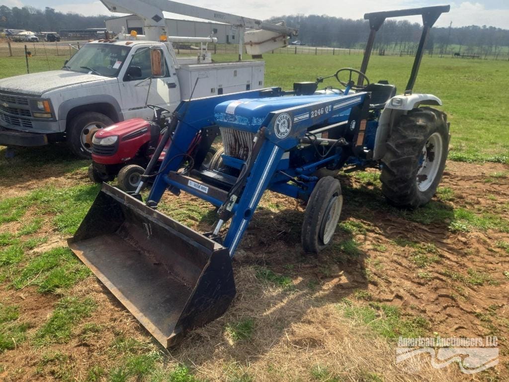 Ford 1910 Equipment Image0