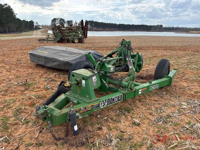 Image of John Deere R310 equipment image 3