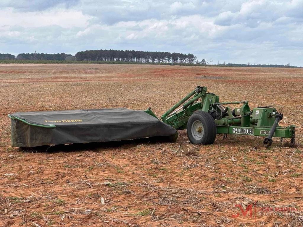 John Deere R310 Equipment Image0