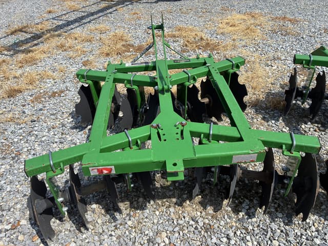 Image of Frontier TM1062L equipment image 3