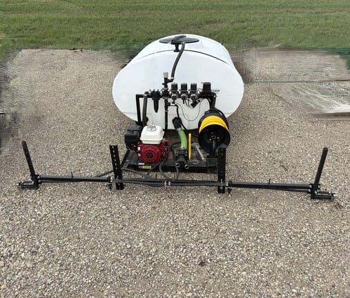 F/S MFG Box Sprayer Equipment Image0