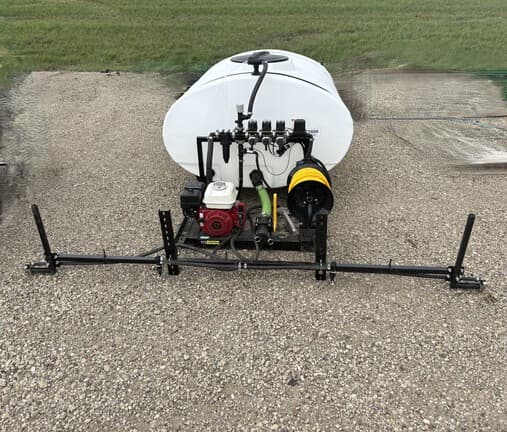 Image of F/S MFG Box Sprayer Image 0