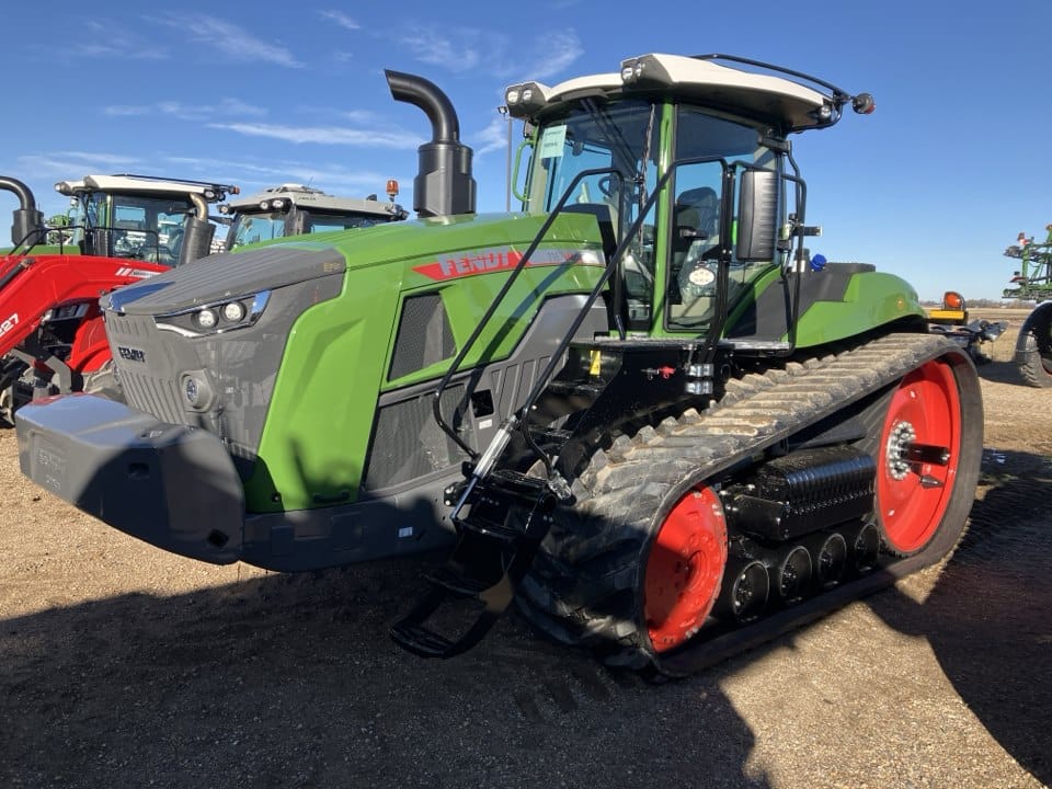 2025 Fendt 1167 Vario MT Equipment Image0