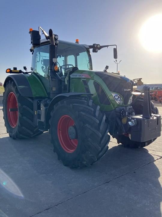 Image of Fendt 724 Vario equipment image 3