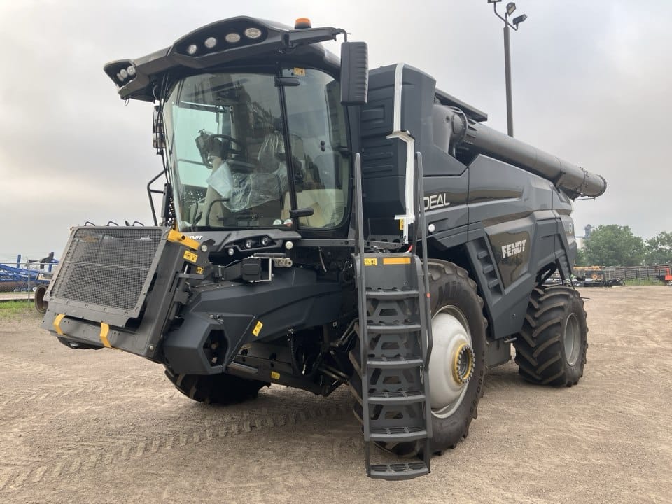 2024 Fendt IDEAL 8 Equipment Image0