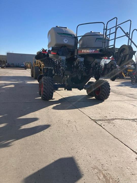 Image of Fendt Momentum 16 equipment image 2