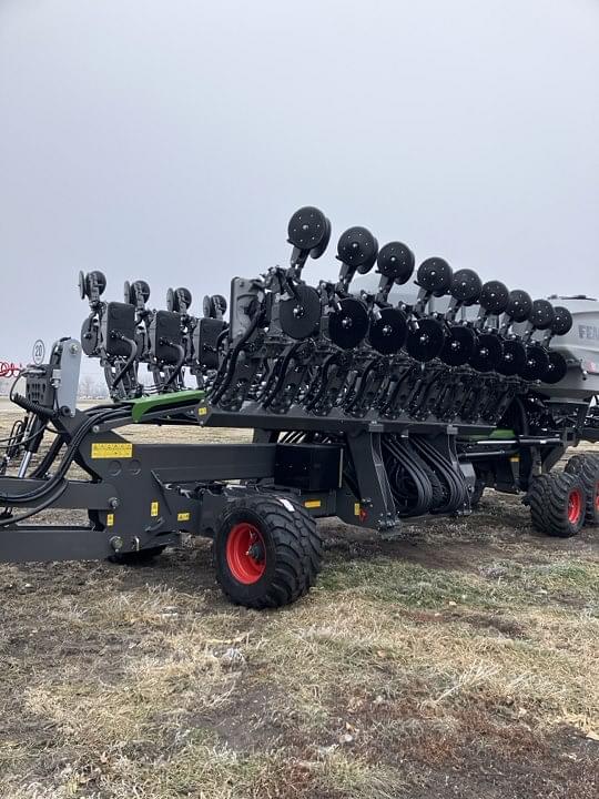 Image of Fendt Momentum 24 equipment image 1