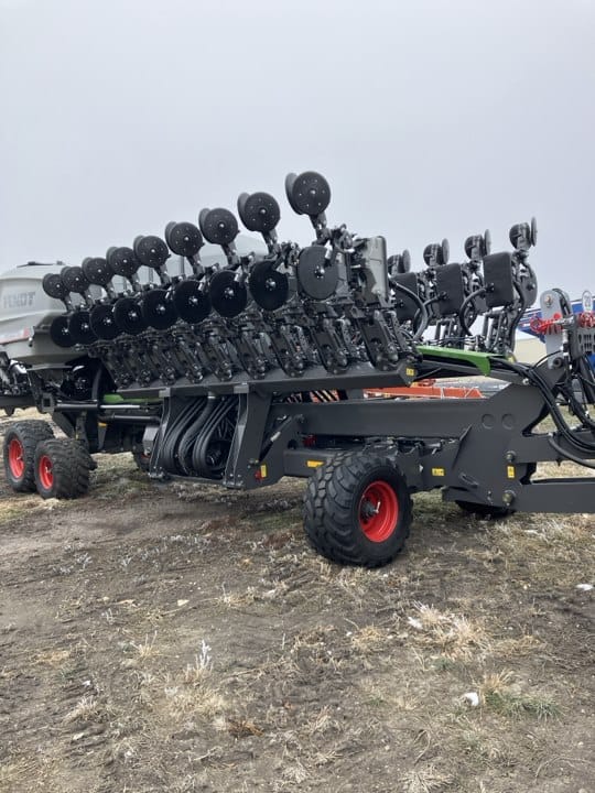 2024 Fendt Momentum 24 Equipment Image0